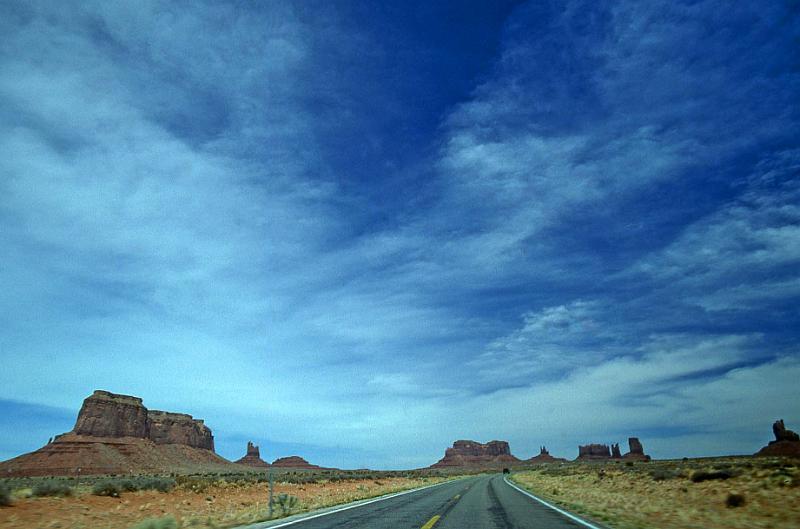 1996-04 Utah Trip 45 Monumment Valley.jpg